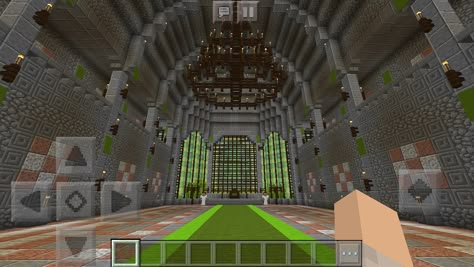 Minecraft Castle Throne Room, Ballroom Minecraft, Minecraft Throne Ideas, Minecraft Ballroom, Minecraft Throne Room, Minecraft Throne, Castle Throne Room, Minecraft Chandelier, Castle Ballroom