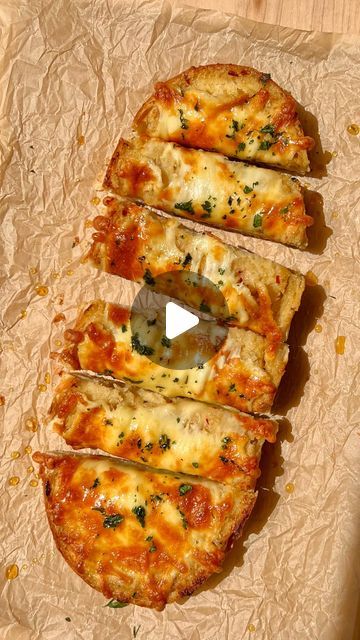 Roasted Garlic Bread Recipe, Roasted Garlic Bread, Garlic Butter Spread, Cheesy Garlic Bread Recipe, Roasted Shallots, Homemade Cookbook, Decadent Food, Garlic Bread Recipe, Cheesy Garlic Bread