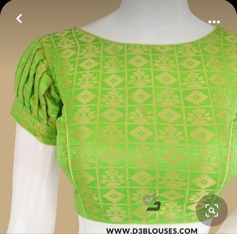 Blouse Designs Wedding, Designer Sleeves, Simple Blouses, Brocade Blouse Designs, 50 Blouse Designs, Blouse Maggam Work, Blouse Designs High Neck, Maggam Work Blouse, New Saree Blouse Designs