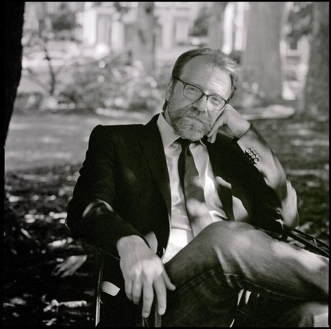 George Saunders, Lincoln In The Bardo, The Things They Carried, Booker Prize, Graduation Speech, Dorothy Parker, Short Fiction, Margaret Atwood, First Novel