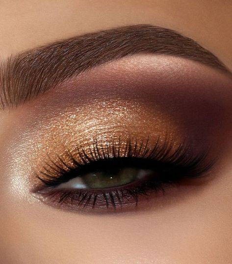 Makeup Winged Eyeliner, Makeup Cat Eye, Seductive Makeup, Bronze Makeup Look, Evening Eye Makeup, Bronze Eye Makeup, Makeup Smokey, Glam Glow, Shiny Eyes