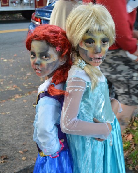 Zombie Elsa and Anna Halloween Costumes #ZombieElsa #ZombieAnna #Frozen #ZombiePrincess Elsa And Anna Halloween Costumes, Zombie Elsa, Elsa And, Halloween Makeup Videos, Kids Zombie Makeup, Anna Halloween Costume, Makeup For Kids, Halloween Makeup For Kids, Zombie Princess