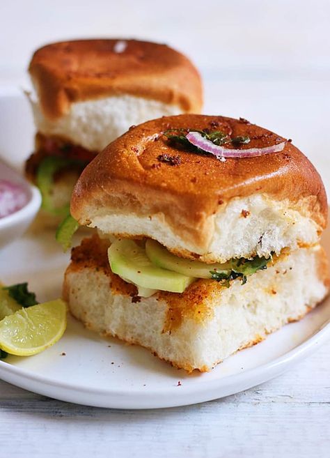 Pav sandwich recipe, one more popular snack from Mumbai street food recipes collection. Pav or Indian bread rolls is used in various recipes in Mumbai. This pav sandwich is a simple and filling snack in 15 minutes! Recipe via cookclickndevour.com #pavsandwich #sandwichrecipe #cookclickndevour Pav Sandwich Recipe, Pav Sandwich, Toasted Sandwich Recipes, Street Food Recipes, Recipe Sandwich, Toasted Sandwich, Pav Recipe, Mumbai Street, Mumbai Street Food