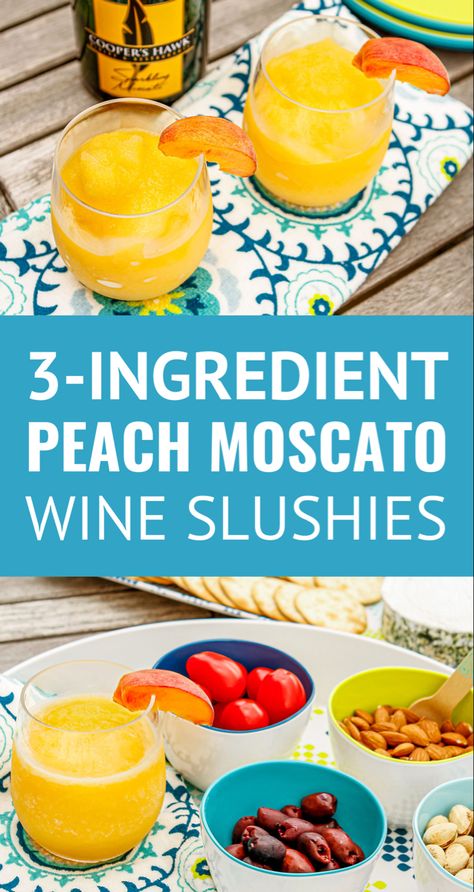 frozen peach moscato wine slushies garnished with a slice of fresh peach Frozen Peach Drinks Alcohol, Sangria Slushie Recipe, Frozen Wine Slushies, Alcohol Slush Recipes, Slushie Recipe Blender, Wine Slushie Recipe Easy, Mead Drinks, Peach Wine Slushie, Alcoholic Slush Recipes