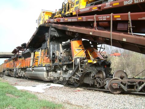 All sizes | collision | Flickr - Photo Sharing! Zug, Railway Accidents, Train Derailment, Union Pacific Train, Train Crash, Runaway Train, Commuter Train, Freight Train, Abandoned Train