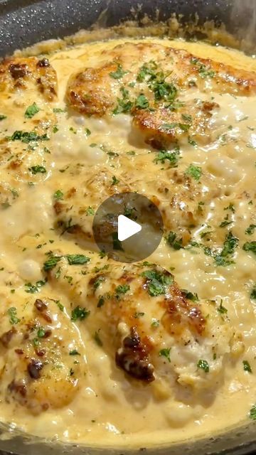 Lemon Chicken Recipe Videos, Easy Dinners Videos, Butter Chicken Recipe Video, Creamy Lemon Chicken Recipe, Creamy Lemon Garlic Chicken, Creamy Garlic Chicken Recipes, Rice And Gravy, Wild Rice Recipes, Chicken Pasta Dishes