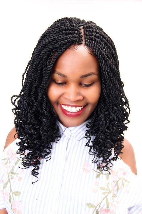 Braided Bob, Senegalese Twist Crochet Hair, Box Braided Wigs, Sleek Bob Hairstyles, Short Hair Twist Styles, Pixie Cut Short, Corn Rows, Black Box Braids, Women Pixie Cut