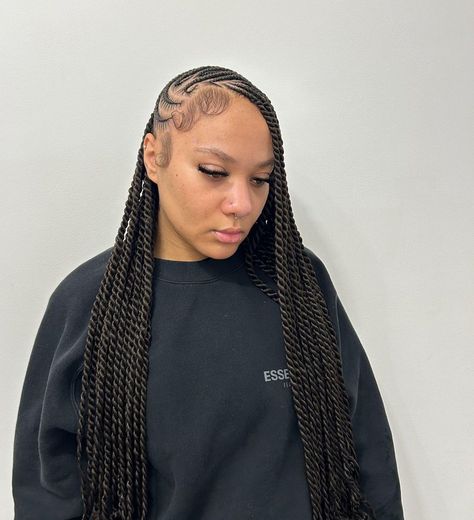 ✨New trend✨- let me know in the comment if you like it🥺🧡 Book under: lemonade Fulani braids Muse: @raeesavvs 🤍✨ #neyhairs #stitchbraids… | Instagram Lemonade Braids With Curls, Lemonade Braids With Heart, Cornrows Hair, Lemonade Braids Hairstyles, Lemonade Braids, It Book, Try On Hairstyles, Romantic Hairstyles, Fulani Braids