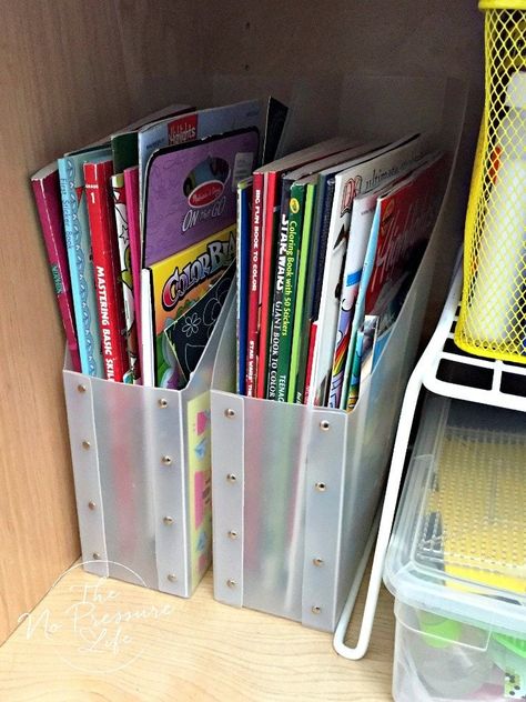 Such a great way to organize coloring books! Coloring Books Storage Ideas, Organizing Coloring Books, How To Organize Coloring Books, Organize Coloring Books, Playroom Book Organization, Organizing Coloring Supplies, Coloring Book Organization Kids, Coloring Supplies Organization, Coloring Book Organization