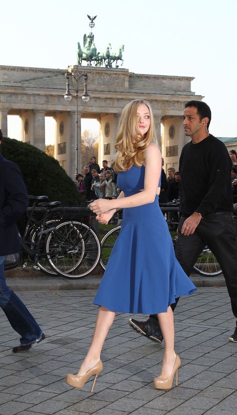 Amanda Seyfried Outfit, Mamma Mia Amanda Seyfried, Amanda Seyfried Aesthetic, Amanda Seyfried Dress, Amanda Seyfried Makeup, Amanda Seyfried Mamma Mia, Amanda Seyfried Movies, Amanda Seyfried Style, Amanda Seyfried Photoshoot