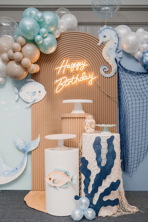 Birthday Ocean Theme Decorations, Ocean Themed 1st Birthday Party, Sea Theme Birthday Decoration, Ocean Party Aesthetic, Ocean First Birthday Boy, Ocean First Birthday Party, Ocean Themed Baby Shower Boy, Sea Theme First Birthday, Oneder The Sea 1st Birthday Cake