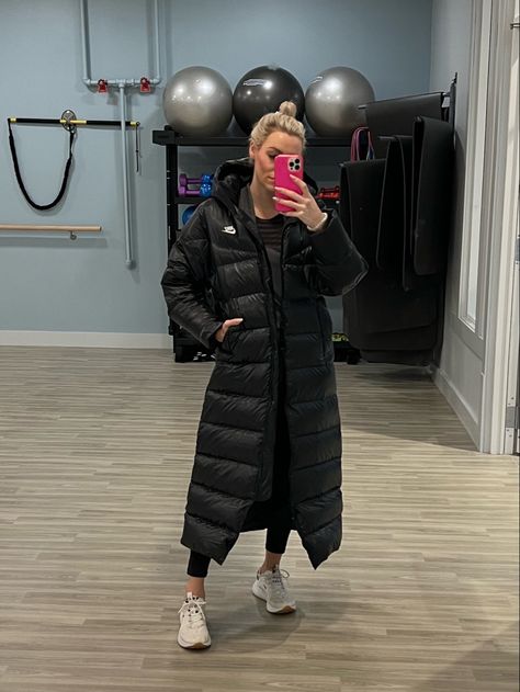 The ultimate city slicker is this super-long, down filled parka jacket. From sporty to stylish, the Nike longline puffer is perfect for keeping you warm from workout to errand. Follow my shop @badtotheblonde on the @shop.LTK app to shop this post and get my exclusive app-only content! #liketkit #LTKstyletip #LTKSeasonal #LTKfit @shop.ltk https://liketk.it/3V960 Nike Parka Outfit, Longline Puffer Jacket Outfit, Long Parka Outfit, Puffer Jacket Outfit Women, Nike Winter Jacket, Long Puffer Jacket Outfit, Nike Parka, Shiny Sportswear, Nike Winter Jackets