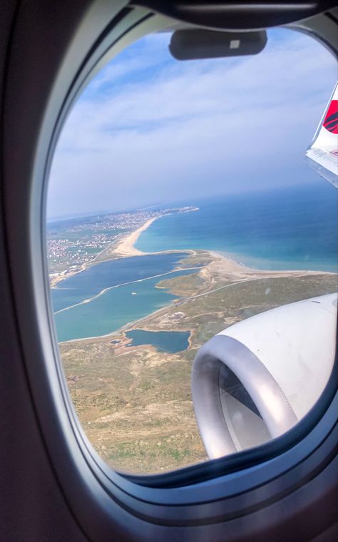 #travel #plane #turkey #istanbul #travellovers Istanbul Turkey Airport, Turkey Airport, Travel Plane, Turkey Istanbul, Istanbul Turkey, Airplane View, Summer Vibes, Istanbul, Travel