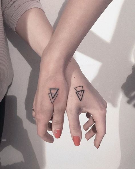 Unique Friendship Tattoos, Best Friend Symbol Tattoo, Small Best Friend Tattoos, Cute Best Friend Tattoos, Twin Tattoos, Matching Friend Tattoos, Small Matching Tattoos, Tattoo Placements, Matching Best Friend Tattoos