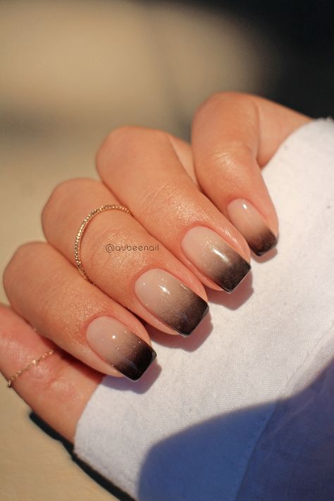 Black Oval Nail Designs, Dark Tipped Nails, Black Tan Ombre Nails, Ambre Nails For Fall, Bridesmaid Black Nails, Black Tip Fingernails, Nail Design For Black Dress, Dark Ombre Nail Designs, Black Ombre Chrome Nails