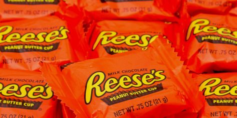 Butter Candy, Dark Chocolate Nutrition, Peanut Butter Balls Recipe, Reese's Peanut Butter Cups, Leftover Halloween Candy, Peanut Butter Candy, Reeses Cups, Chocolate Peanut Butter Cups, Popular Snacks