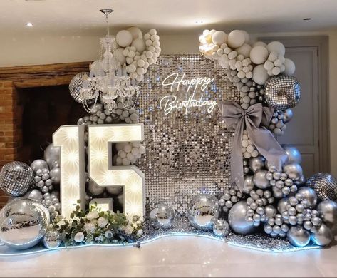 30th Bday Party, Silver Wedding Decorations, 18th Birthday Party Themes, 21st Birthday Decorations, Shimmer Wall, Silver Party, Birthday Balloon Decorations, 65th Birthday, 18th Birthday Party