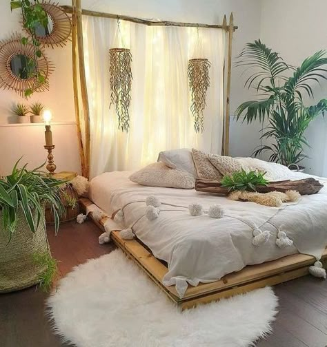 Must-Try Bohemian Bedroom Ideas That'll Interest You ~ Matchness.com Bohemian Bedroom Ideas, Zen Bedroom, Dekorasi Kamar Tidur, Bohemian Bedroom Decor, Bilik Tidur, Patchwork Rug, Bohemian Bedroom, Couple Bedroom, Rug Modern