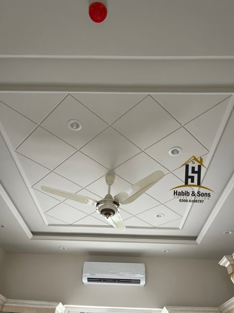 Simple Dinning Ceiling Design, False Ceiling Design For Bedroom With Fan, Gypsum False Ceiling For Hall Modern, Kitchen Pop Roof Design, Kitchen Pop Design Simple, Pop Work On Wall, New Fall Ceiling Design For Bedroom, Cilling Design Interiors Ceilings, Pop Design For Roof Simple Bedroom