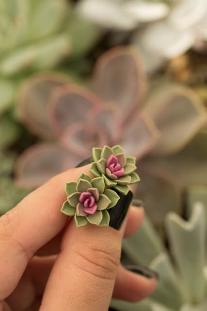 Clay Succulents, Pottery Flowers, Clay Roses, Succulent Jewelry, Polymer Flowers, Polymer Clay Flower Jewelry, Polymer Jewelry, Clay Jewelry Diy, Plant Lover Gift