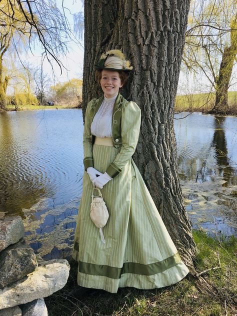 Anne With An E Outfits, Anne With An E Dress, Anne White, 1890s Fashion, Gilbert And Anne, Edwardian Dress, Anne Shirley, Anne With An E, Kindred Spirits