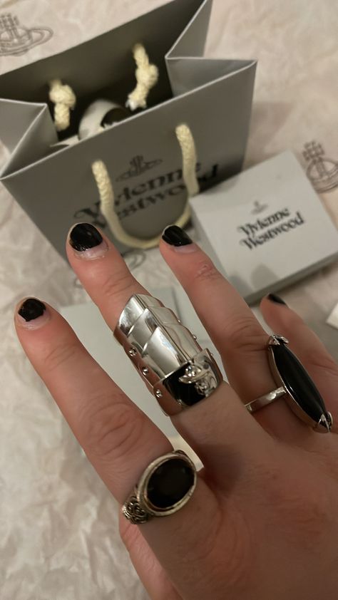 Vivienne Westwood Armour Ring, Beautiful Piercings, Armour Ring, Vivienne Westwood Ring, Accessories Aesthetic, Chaotic Academia, Aesthetic Things, Jewelry Lookbook, Carlisle