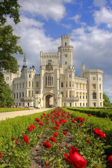 Drømme Liv, Old Castle, White Castle, Castle Mansion, Castle Aesthetic, European Castles, Castle House, Chateau France, Voyage Europe