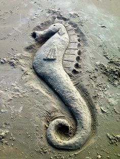 easy sand sculptures for kids - Google Search | Kids | Pinterest ... Easy Sand Art Beach, Beach Sand Sculptures, Beach Sculpture Ideas, Easy Sand Sculptures Ideas, Sand Castles Ideas, Sand Castle Ideas Easy, Sand Art Ideas, Sand Sculptures Easy, Sand Castle Ideas