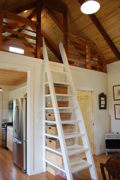 kanga 480sqft cottage 05 400x600   480 Sq. Ft. Kanga Cottage Cabin with Screened Porch...smart ladder. Scale Loft, Små Rum Lidt Plads, Wohne Im Tiny House, Asma Kat, Ladder Stairs, Loft Stairs, Loft Ladder, Tiny Cottage, Sleeping Loft