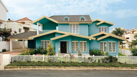 EXTERIOR OUTSIDE WALL PAINT COLORS WALL PAINTS COLORS WONDERFUL — Steemit Asian Paints Colour Shades, Home Colour Design, House Paint Design, Wall Paint Colour Combination, Outside House Paint, Asian Paints Colours, Best Exterior House Paint, Outside House Colors, Exterior Color Combinations