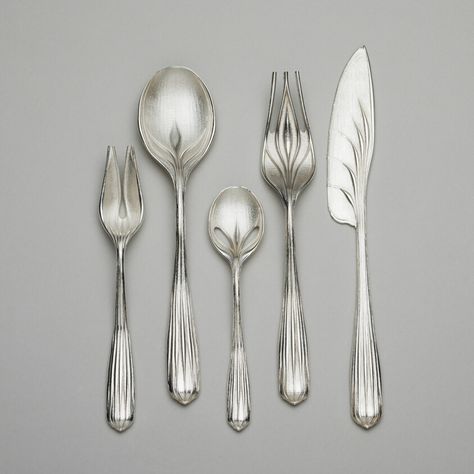 Art Deco Silverware, David Hilliard, Flatware Design, Etagere Design, Silver Flatware, Forks And Spoons, Art Institute Of Chicago, Flatware Set, Design Case