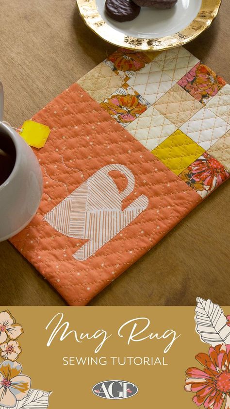 If you have never heard of a mug rug before, it’s a quilted mat that combines a coaster and a placemat to hold your drinks and a snack. The perfect 2-in-1 project that I knew I had to make a unique tutorial for all of you to recreate. Scrappy Mug Rugs, Quilted Round Coasters, Free Mug Rug Patterns Tutorials, Charm Pack Mug Rug, Thanksgiving Mug Rugs Patterns Free, Mug Rug Size Chart, Rug Mug Coaster, Winter Mug Rugs, Mug Rug Christmas