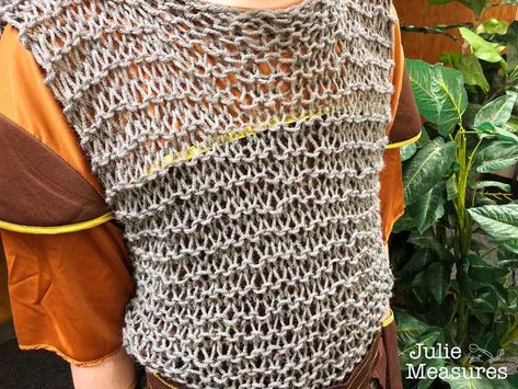 Merry Christmas - Knit Chainmail for Roman Soldier Cosplay - Julie Measures Chainmail Knitting Pattern, Crochet Chain Mail, Crocheted Chainmail, Knitted Chainmail, Chainmail Sweater, Chainmail Crochet, Knit Chainmail, Crochet Chainmail, Faux Chainmail