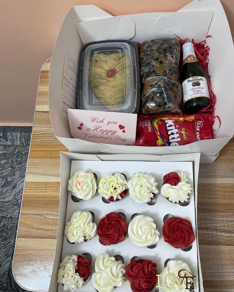 Some packages that has left the Bakery this year 🤩 • Birthday Packages • Gift packages • Surprise packages • With this new trend, you can always add any of our baked goods to your gift items when gifting someone. • What’s a gift without aptivityoven baked goods and package? You already know we do it right😃 • #aptstars #pastriesinportharcourt #pastrychef #pastryart #cakesinportharcourt #phbaker #phbakedgoodies #lagosbaker #phbaker #portharcourtvendor #surprisepackage Sparkling Cider, Gift Packages, Birthday Packages, Pastry Art, The Bakery, Baking Gifts, Birthday Box, Valentine Day Love, Do It Right