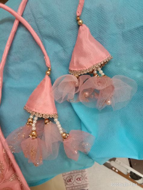 Simply handmade Handmade Tassels For Blouse, Fabric Latkans Handmade, Tassels Diy Tutorials, Tassel Keychain Diy, Latkan Design, Tassels Fashion Clothing, Blouse Tassels, Brocade Blouse Designs, Tassels Designs