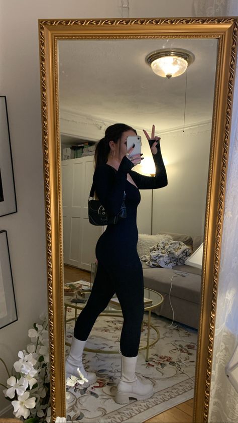 Black Full Bodysuit Outfit Fall, Full Body Bodysuit Outfit, Full Bodysuit Outfit One Piece, Cat Suit Bodysuit Outfit, Outfit Catsuit, Full Bodysuit Outfit, Black Full Bodysuit, Halloween Catsuit, Catsuit Outfit