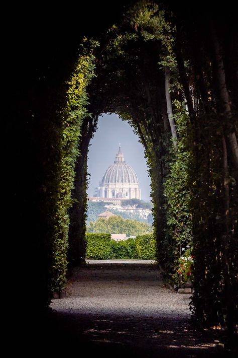 Rome Aesthetic Girl, Rome Photo Ideas, Rome Italy Aesthetic, Rome Italy Photography, Rome Pantheon, Rome Bucket List, Rome Pictures, Rome Aesthetic, 3 Days In Rome