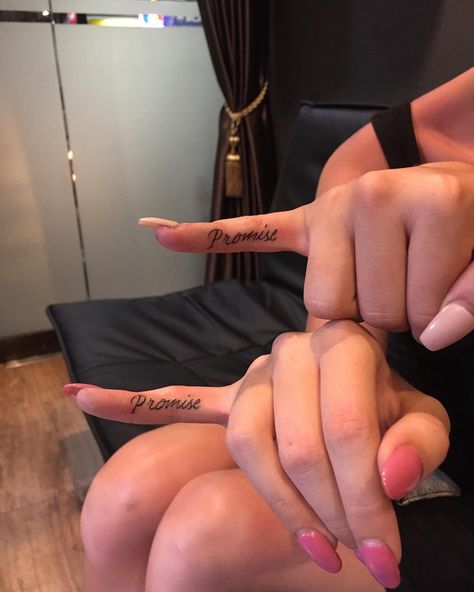 28 Matching Tattoos To Send To Your Sister Immediately Tattoo Ideas For My Best Friend, Best Friend Name Tattoo Ideas, Matching Finger Tattoos Brother And Sister, Cute Tattoos To Get With Your Sister, Cute Tattoos For Bsf, Small Bsf Tattoo Ideas, Sister Tattoos For 2 Unique Beautiful, Bsf Finger Tattoos, Matching Tats With Bestie