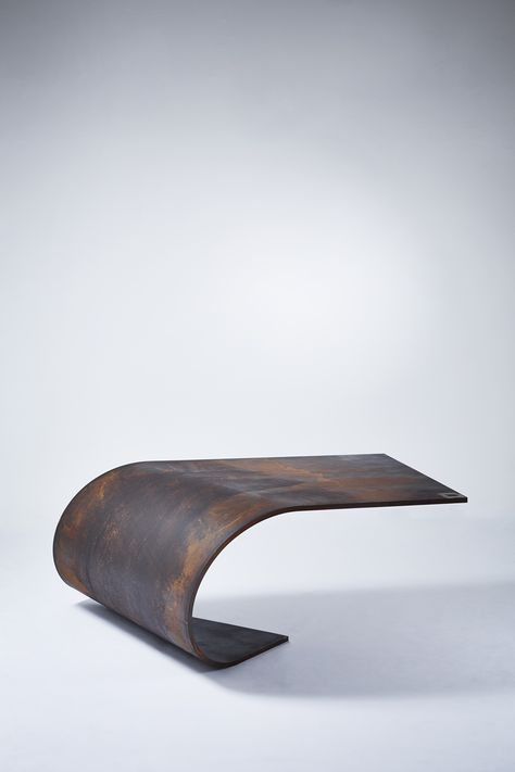 A Balanced Sheet of Steel: The Poised Table Paul Cocksedge, Wood Inspiration, Steel Table, Steel Furniture, Furniture Inspiration, Design Milk, Industrial Furniture, Metal Design, Unique Furniture