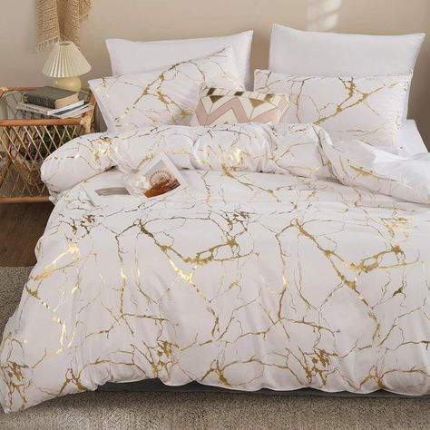 PRICES MAY VARY. MATERIAL-100% Microfiber Polyester. Soft,comfy,durable,breathable and easy care. SIZE: Twin(1x duvet cover 66x90inch,1x pillowcase 19x29inch).Queen(1x duvet cover 89x89inch,2x pillowcase 19x29inch).King(1x duvet cover 90x102inch,2x pillowcase 19x35inch).Comforter not included in set. DESIGN: Zipper closure, convenient to get your duvet in and out; friendly design by sewing ties in 4 corners inside your duvet cover to secure your duvet, quilt and comforter from slipping and secur Bridal Bedsheets Designs, White And Gold Room Decor, Bedsheet Ideas, Rose Gold Bed, Gold Comforter Set, Bedroom Comforter Sets, Gold Room Decor, White Duvet Cover, Print Duvet Cover