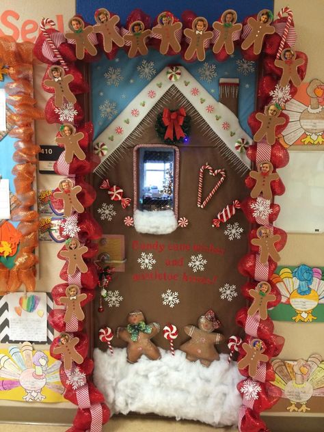 Door Decorations Classroom Christmas Fun, Ginger Bread House Classroom Door Decorating Ideas, Candyland Christmas Classroom Door, Gingerbread Man Door Decorations Classroom, Gingerbread Christmas Classroom Door, Gingerbread House School Door, Christmas Classroom Door Gingerbread, Gingerbread Themed Classroom Door, Gingerbread Classroom Door Decorations