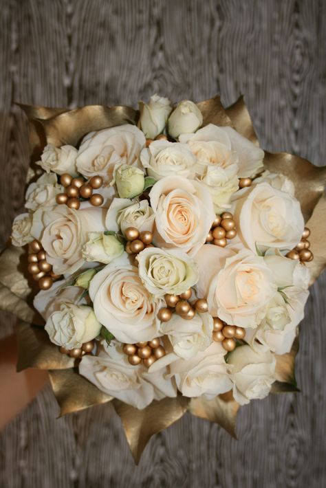 This Pin was discovered by Melissa Seifried. Discover (and save!) your own Pins on Pinterest. Wedding Bouquets Gold, Vendela Roses, Gold Wedding Bouquets, Gold Wedding Flowers, Gold Bouquet, Library Wedding, Golden Wedding Anniversary, Golden Anniversary, Golden Wedding