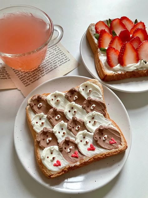 Cute French Toast, Toast Ideas Aesthetic, Cute Breakfast Aesthetic, Kawaii Toast, Kawaii Breakfast, Cute Breakfast Ideas, Cute Toast, Cute Cooking, Cute Bread