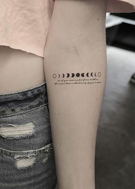 Discover the allure of Moon phase tattoos. We will explore the best designs and insights on choosing the ideal placement. Unique Tattoos With Meaning, Small Simple Tattoos, Small Symbol Tattoos, Moon Phases Tattoo, Unique Small Tattoo, Small Couple Tattoos, Small Quote Tattoos, Small Tattoos With Meaning, Small Tattoos Simple