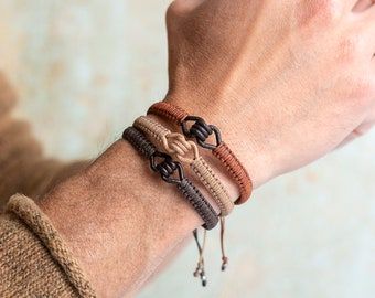 Mens Macrame Necklace, Men’s Macrame Bracelet, Macrame Men Bracelet, Macrame Bracelets For Men, Men’s Leather Bracelet, Friendship Bracelets Men, Mens Leather Bracelet Diy, Homemade Gifts For Guys, Macrame Beaded Bracelets Diy