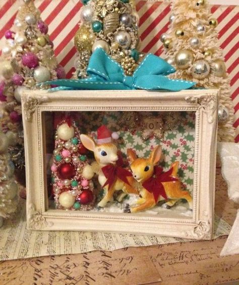 Ornament Repurpose, Christmas Shadowboxes, Nostalgic Christmas Decorations, Kitschy Christmas, Christmas Diorama, Chirstmas Decor, Retro Christmas Decorations, Vintage Christmas Crafts, Christmas Shadow Boxes