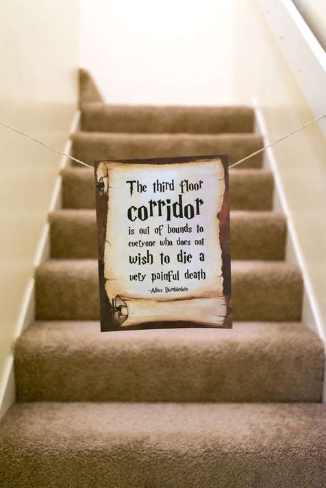 Harry Potter Birthday Party Ideas | Photo 46 of 92 Harry Potter Motto Party, Baby Harry Potter, Harry Potter Marathon, Harry Potter Christmas Decorations, Film Harry Potter, Harry Potter Theme Birthday, Imprimibles Harry Potter, Harry Potter Halloween Party, Cumpleaños Harry Potter