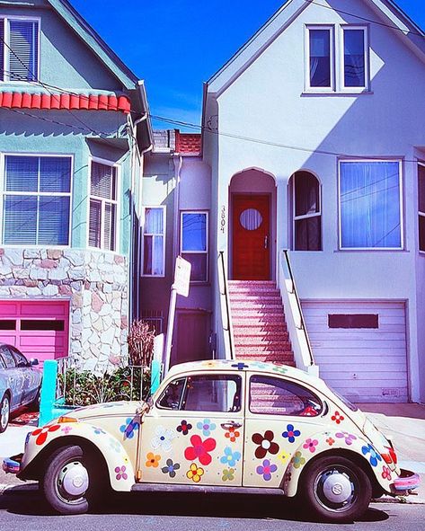 San Francisco Haight Ashbury, San Francisco 60s, 70s San Francisco, Haight Ashbury San Francisco, Retro San Francisco, Old Volkswagen, San Francisco Architecture, Haight Street, Haight Ashbury