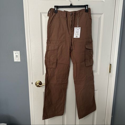 Super Cute Brown Adjustable Waist Cargo Pants. Bought Directly From Bershka Website And Nwt. Purple Cargo Pants, Straight Leg Cargo Pants, Cargo Pants Color, Waist Cargo Pants, Brown Cargo Pants, Denim Cargo Pants, Distressed Mom Jeans, Leather Pant, Blue Trousers