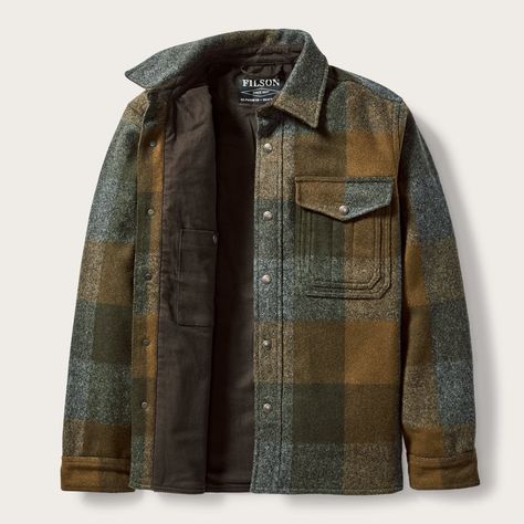 Filson Mackinaw, Filson Jacket, Filson Mens, Mens Outdoor Fashion, Mens Outdoor Clothing, Mens Fashion Rugged, Mens Flannel Shirt, Needlework Patterns, Flannel Jacket